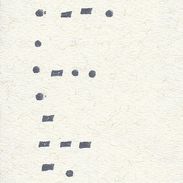 Peleton využil stručnost i pro obal - vystačil si s Morseovou abecedou...