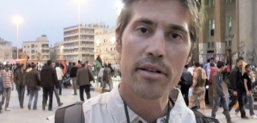 Archivní snímek, na kterém je údajně popravený novinář James Foley.