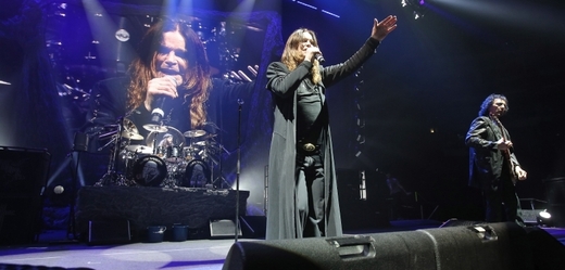 Koncert Black Sabbath v pražské O2 Aréně v prosinci 2013.