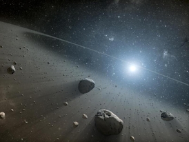 Pás asteroidů asi obsahuje menšinu všech planetek.
