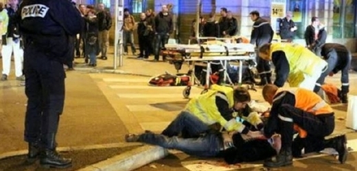 Zranění v Dijonu po útoku muslima v autě.