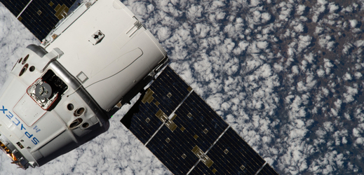 Nákladní loď Dragon společnosti SpaceX.
